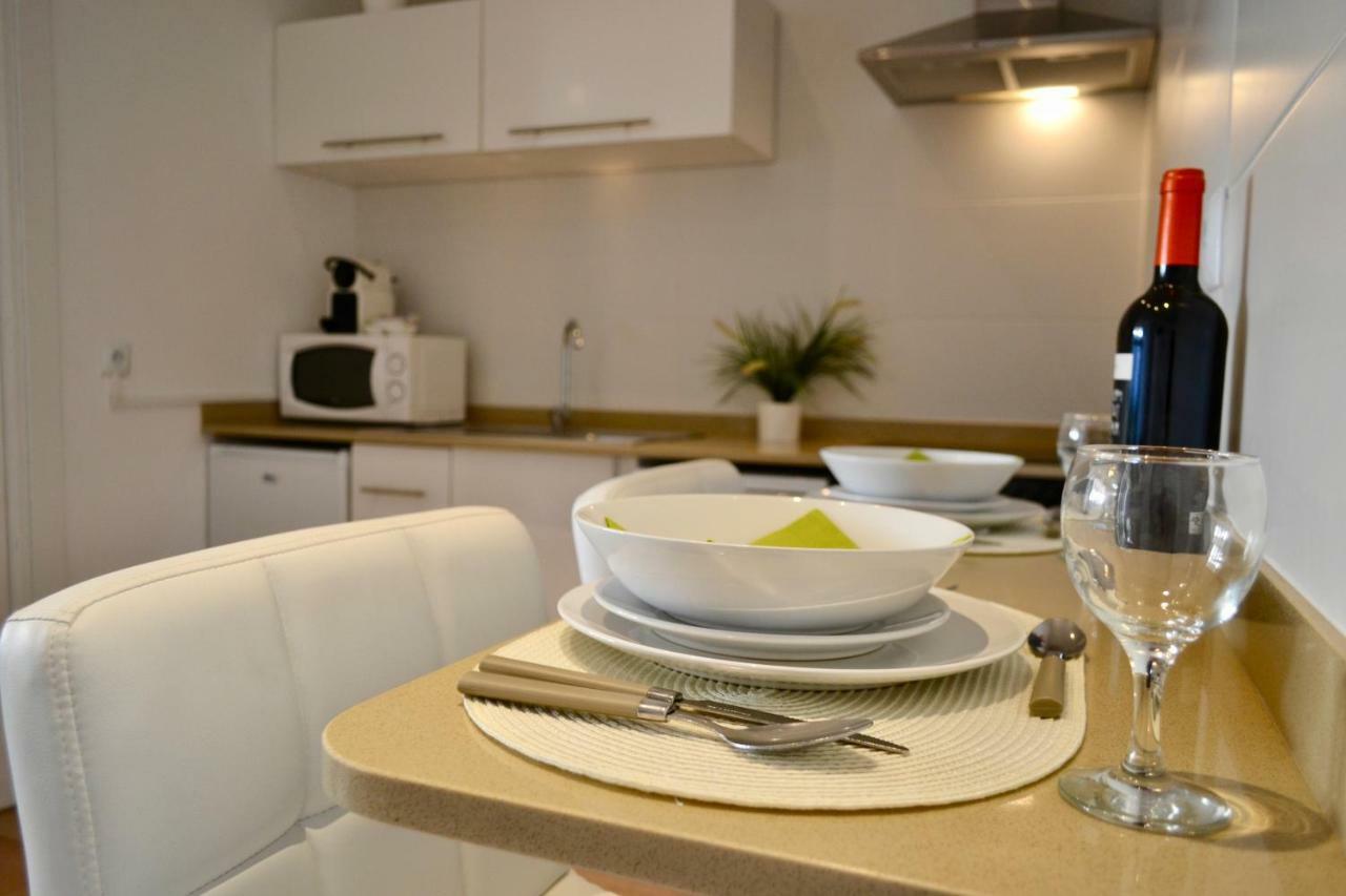 Hola Valencia - Holiday Apartments Екстер'єр фото