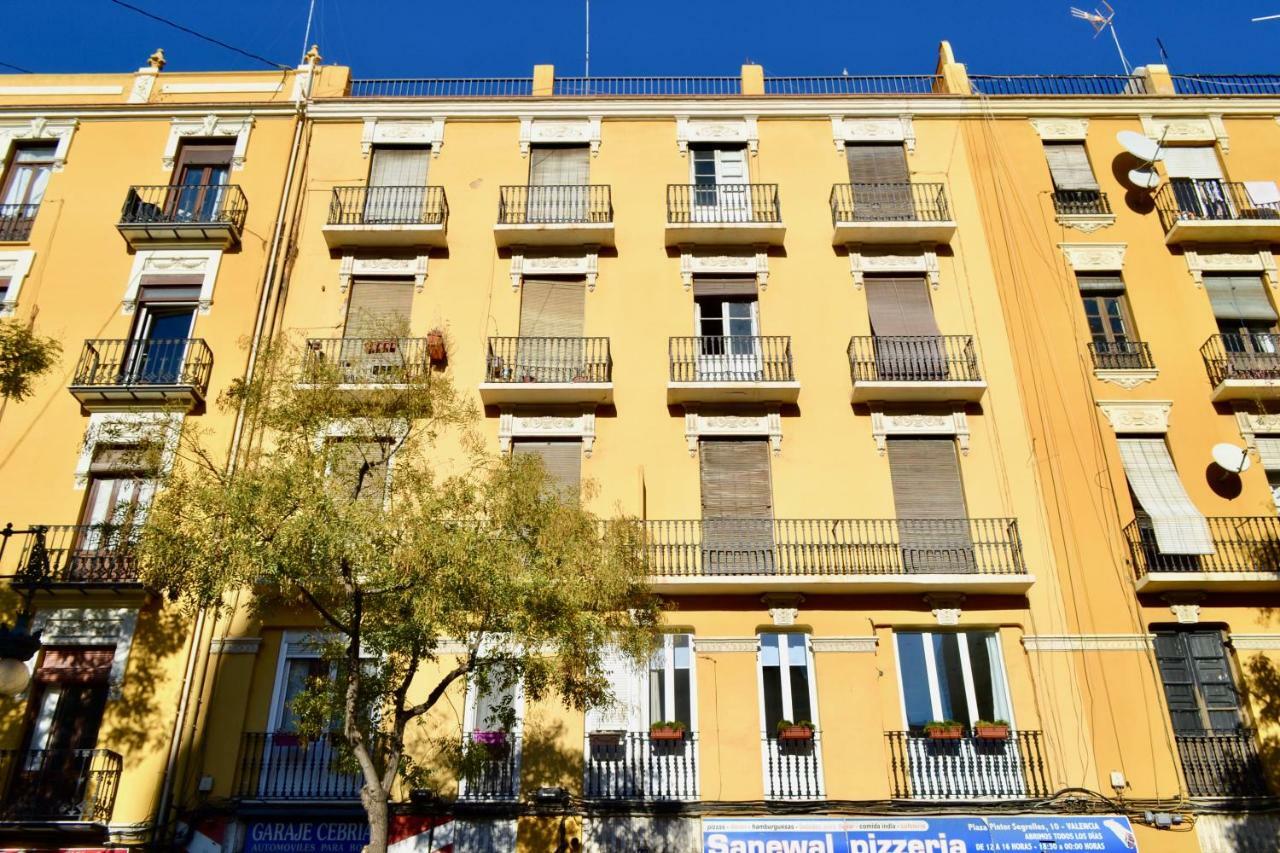 Hola Valencia - Holiday Apartments Екстер'єр фото